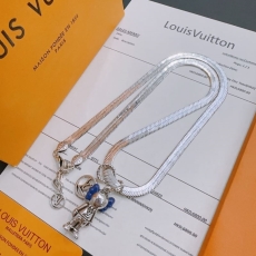 Louis Vuitton Necklaces